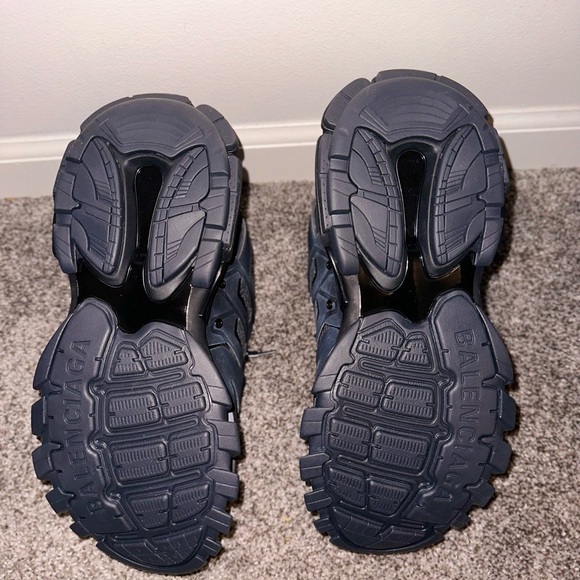 Men’s Balenciga Led Track size 9 - Picture 9 of 10